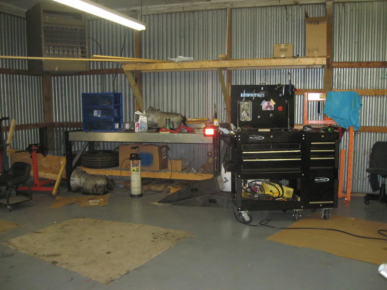 Around the Newmoyer Mercedes Specialist shop, Wilmington NC
